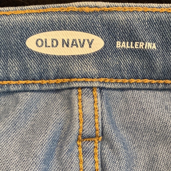 OLD NAVY Ballerina shorts - Picture 2 of 5